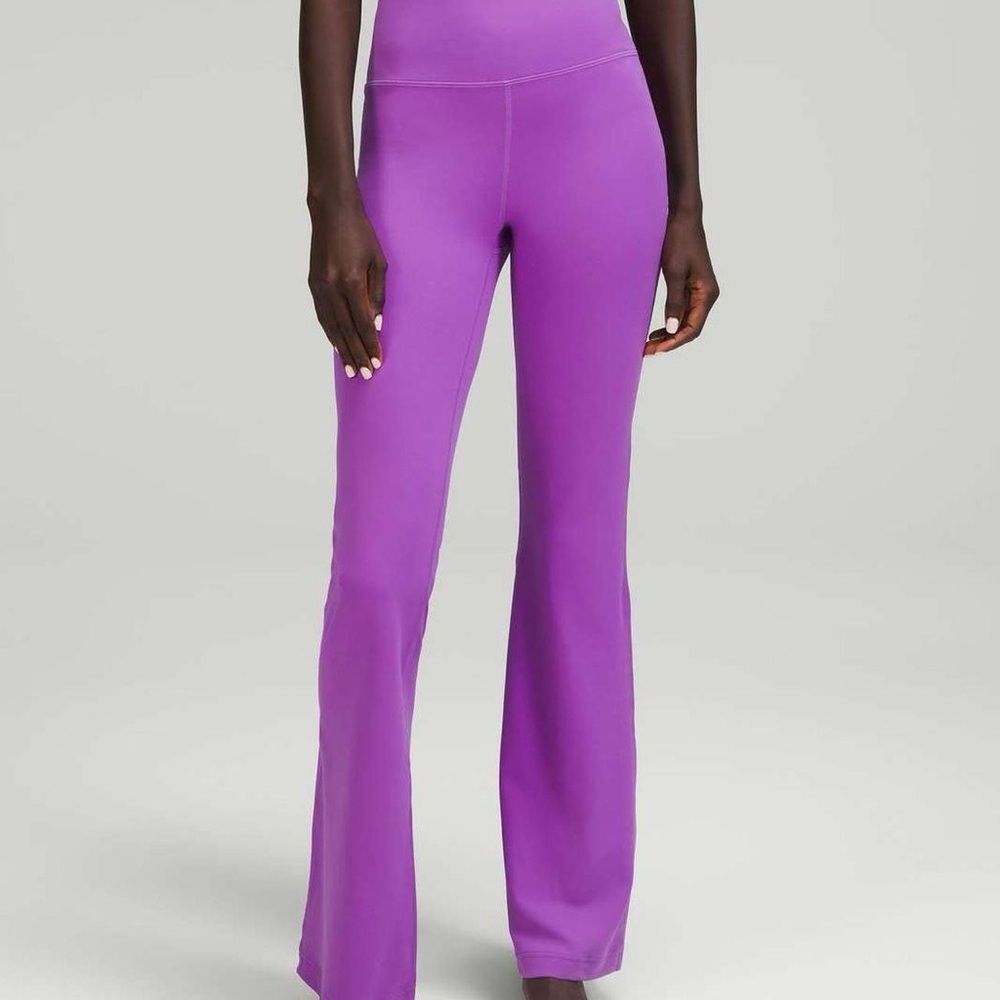 Moonlit magenta lululemon flare leggings